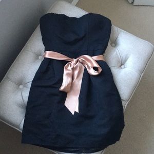 Strapless Little black dress with pockets